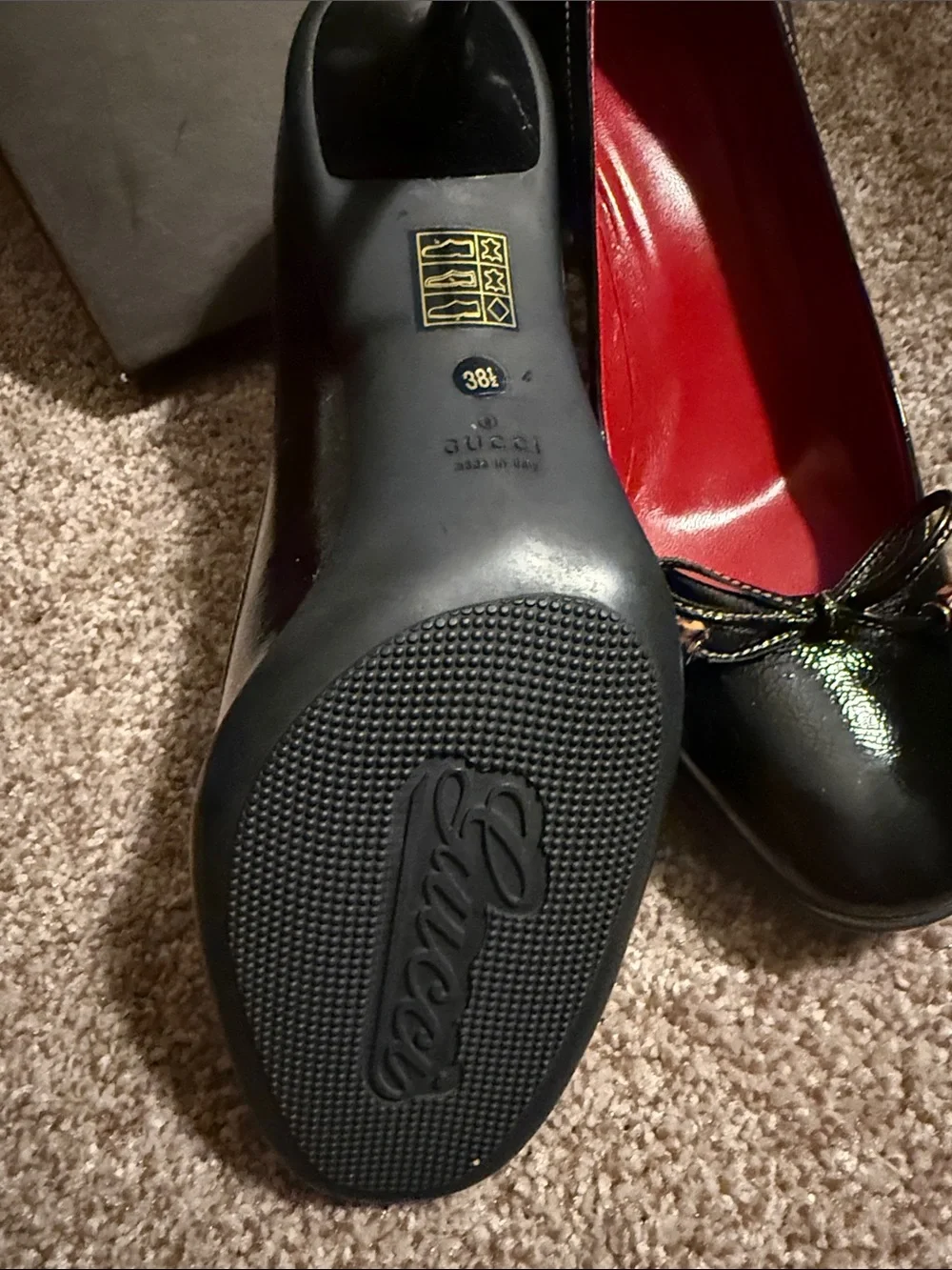Gucci Black Patent Leather heel with Red Insole